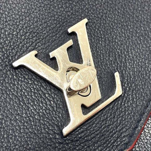 Louis Vuitton Turnlock My LockMe BB Chain Shoulder Bag Calf Marine Rouge - Picture 6 of 10